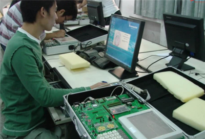 大學生就業趨勢 教育與建筑受青睞，信息傳輸業前景廣闊